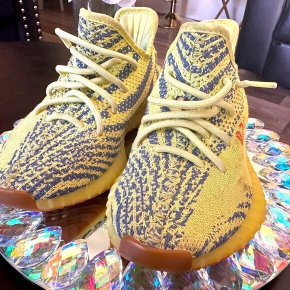 Adidas Yeezy Boost 350 V2 Semi Frozen Yellow - Size 4 Junior (Women's 5.5) - Picture 6 of 16